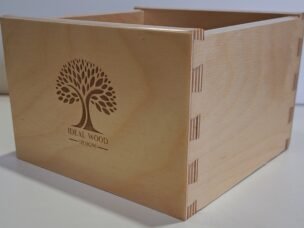 Wooden box with tree logo design {{brizy_dc_image_alt imageSrc=